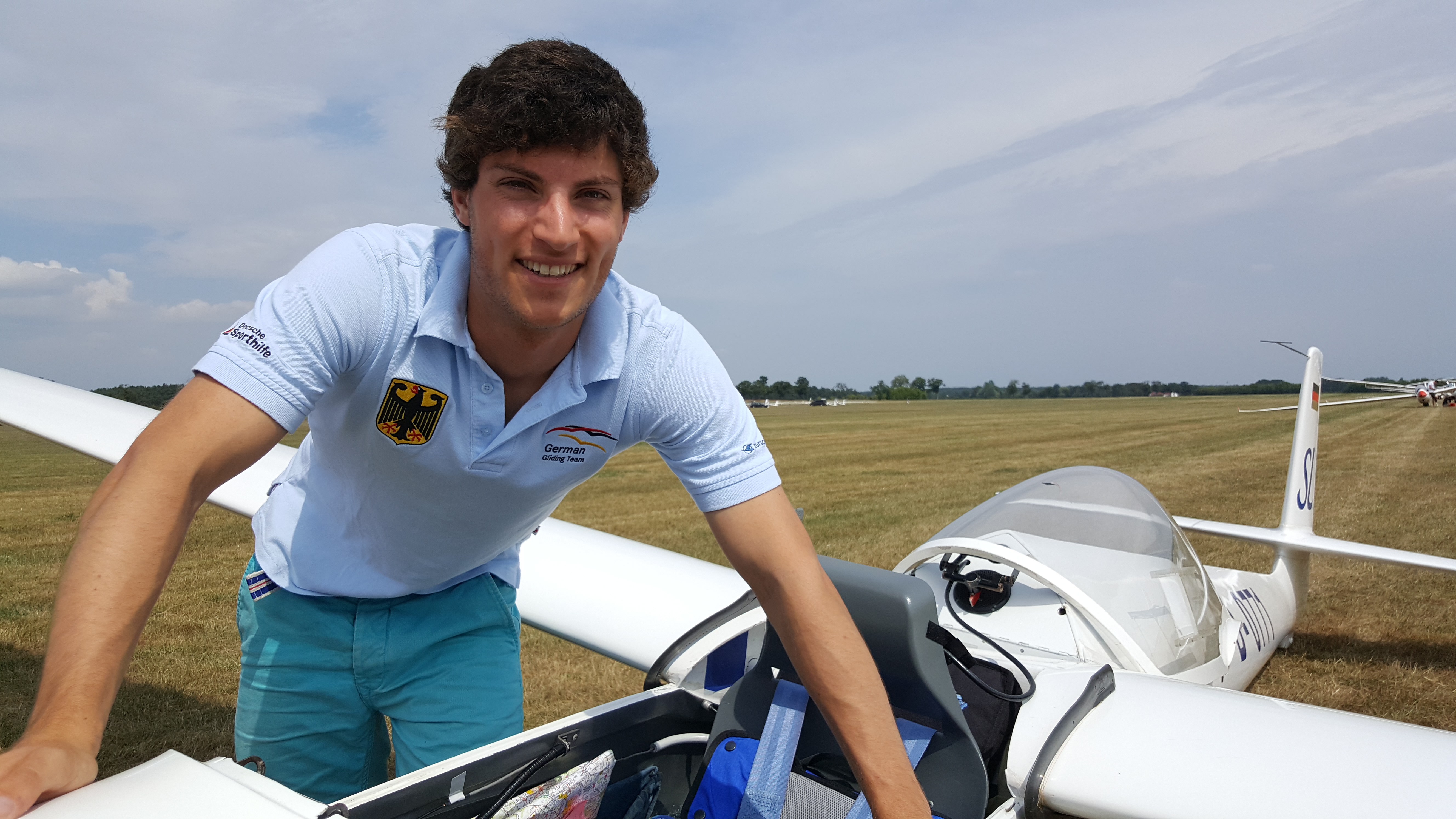Tagessieg für den Donauwörther Segelflieger Stefan Langer bei der Junioren-Segelflug-Weltmeisterschaft Foto: privat